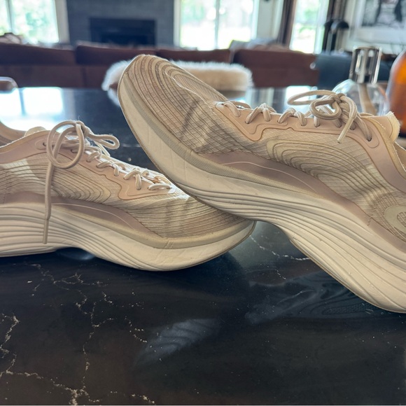 APL Streamline - Picture 4 of 7